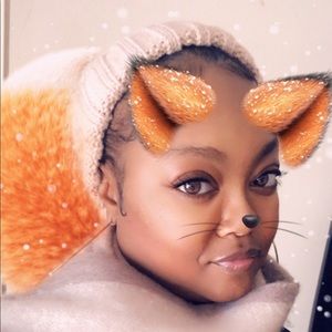 Meet your Posher, Nicole